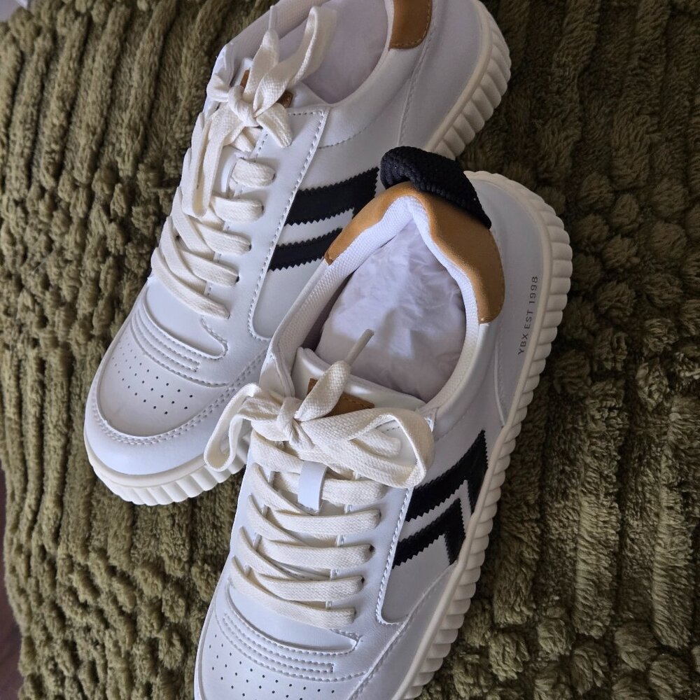 Yellow Box Low Top Fashion Sneaker